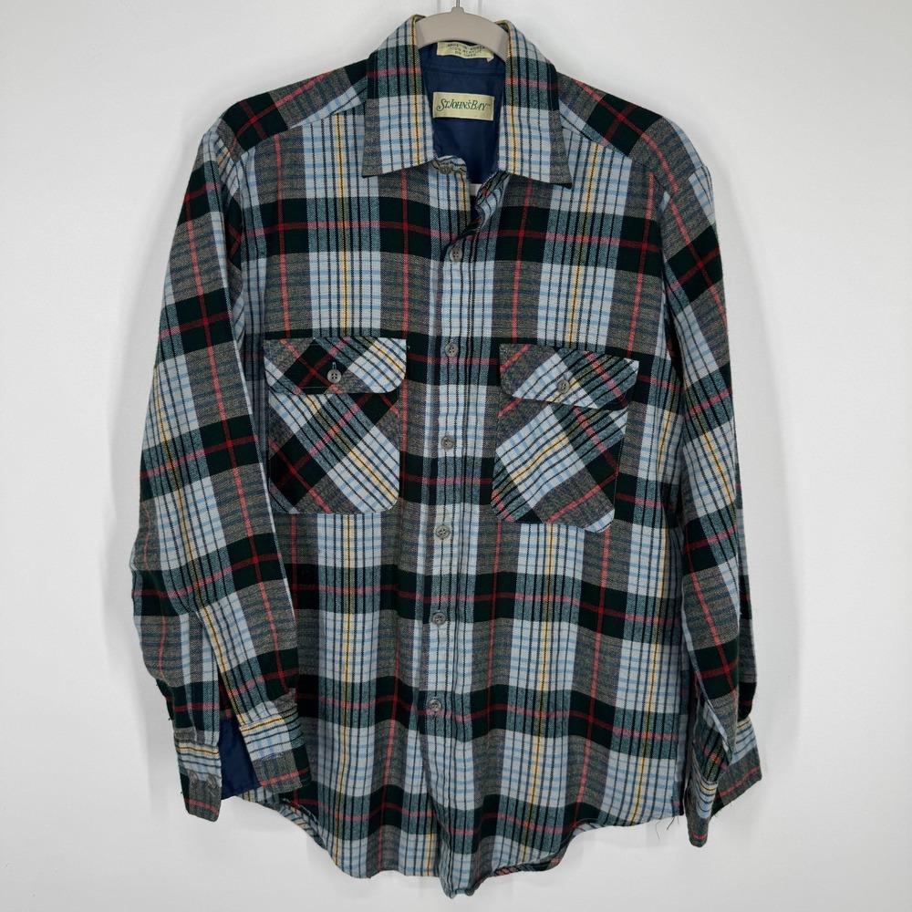 Vintage St Johns Bay Mens Medium Acrylic Button Down Shirt Plaid Pockets 80s
